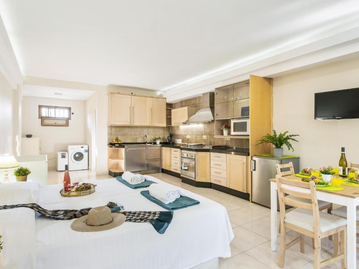 Apartment 324 Shopping Centre Pueblo Canario *